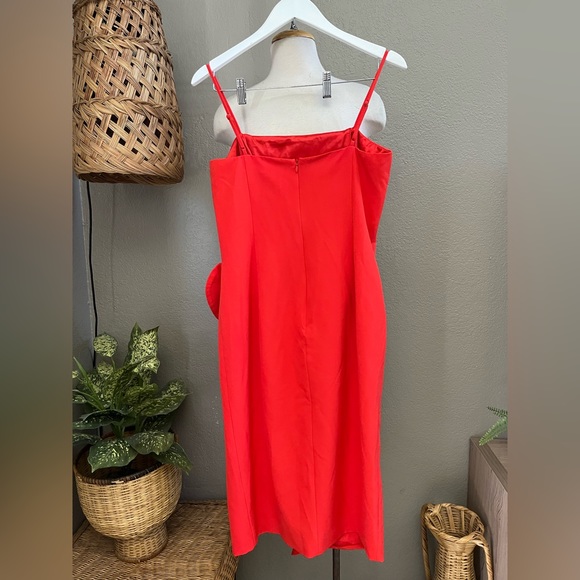 ☑️ Bardot Carmelle Cocktail Dress Ruffle Slit Fitted size 10/L - Picture 7 of 12